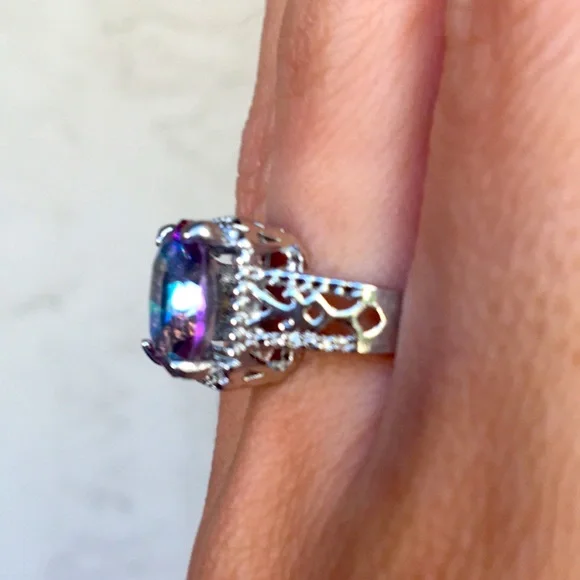 ❤️Stunning Mystic Stone Ring Size 7 - Picture 3 of 5